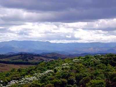 SERRA DO ESPINHAO-FOTO:MONTANHA - SO GONALO DO RIO ABAIXO - MG