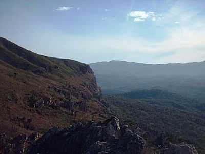 VISTA DA SERRA DO CATUNGUI-FOTO:MAURICIO_VEIGA - SO GONALO DO RIO ABAIXO - MG