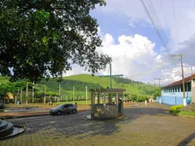 PRAA DA IGREJA-FOTO:LUS CARNEIRO - SO JOO DA SAPUCAIA - MG