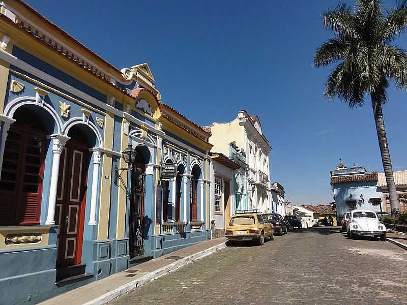 SO JOO DEL REI-MG-CASARIO HISTRICO NO LARGO DA CRUZ-FOTO:PAULO YUJI TAKARADA - SO JOO DEL REI - MG