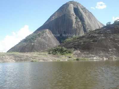 LAGOA DO LO, POR PATRICIA APARECIDA COUTINHO LAGES - SO JOO DO MANTENINHA - MG