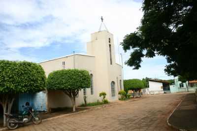 IGREJA CATLICA, POR JOO PEREIRA - SO JOO DO PACU - MG