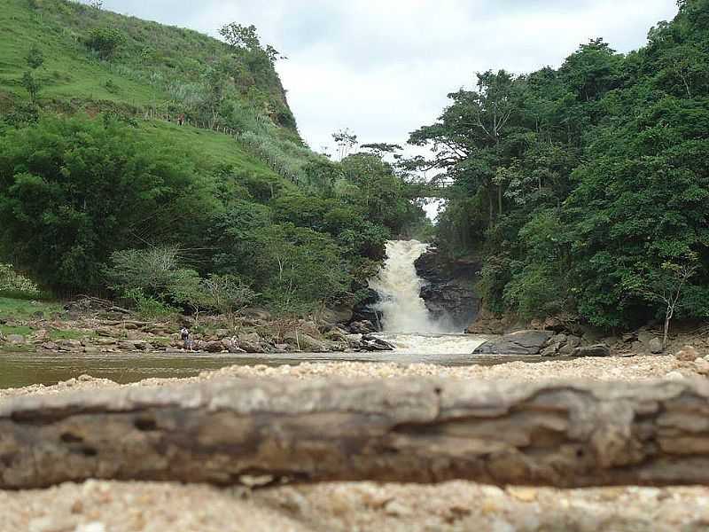 CACHOEIRA DA FUMAA - SO JOO EVANGELISTA - MG