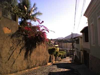 RUA COM. GRGRIO, POR  - SO JOO NEPOMUCENO - MG