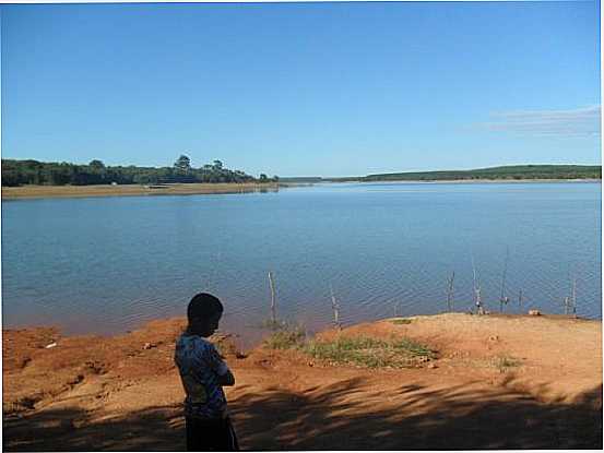  POR MARIA HELENA CUSTODIO DE OLIVEIRA - SO JOS DO BURITI - MG