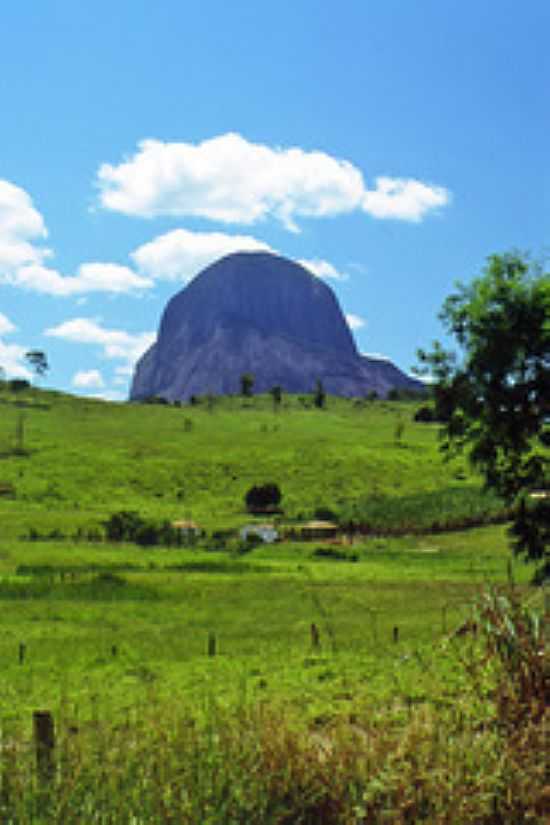 PEDRA RISCADA-FOTO:LUCIANO CORREA TIJO - SO JOS DO DIVINO - MG