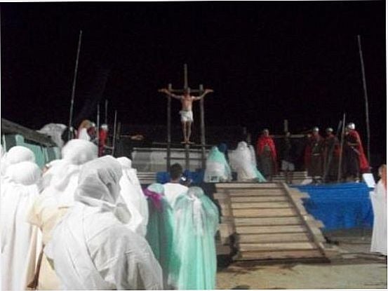 VIA SACRA AO VIVO, POR ADRIANO COUTINHO - SO JOS DO PNTANO - MG