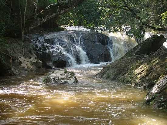 CACHOEIRA CRREGO DA BARRA EM SO JOS DOS LOPES-FOTO:MARCIO LUCINDA - SO JOS DOS LOPES - MG