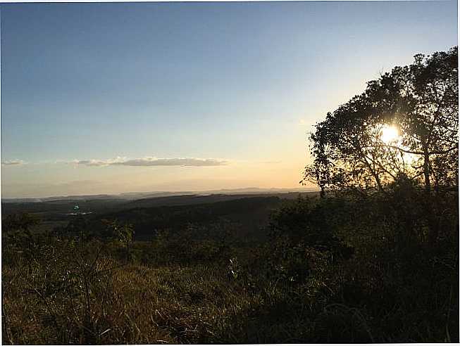 VISTA DE UMA DAS PARTES ALTAS DE SJS, POR PAULO HENRIQUE - SO JOS DOS SALGADOS - MG