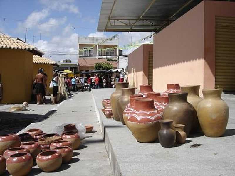 BANDIAU-BA-ARTESANATO NO CENTRO DA CIDADE-FOTO:PRFRAGOSO - BANDIAU - BA