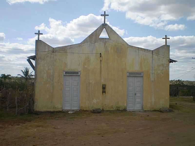 BANDIAU-BA-IGREJA NO POVOADO DE MORROS-FOTO:JOQUINHA BANDIAU - BANDIAU - BA