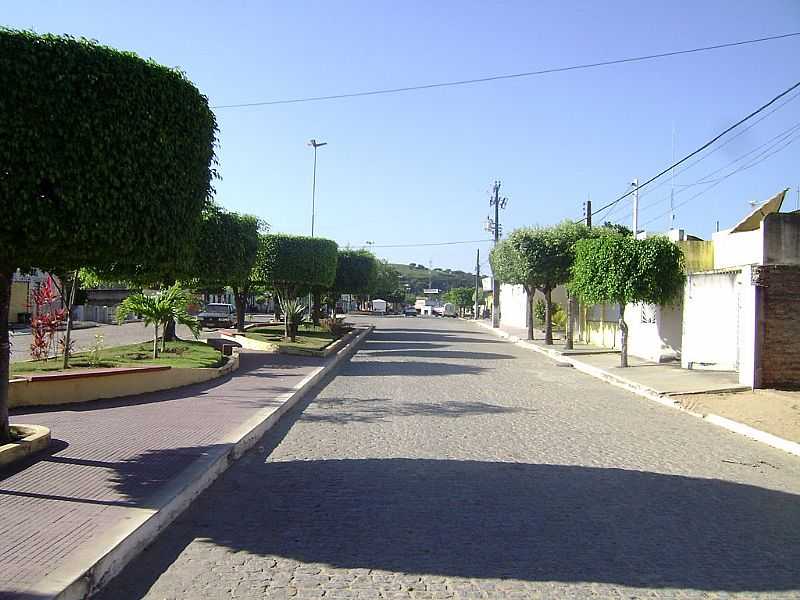 BANZA-BA-AVENIDA CENTRAL-FOTO:GLUCIO ALMEIDA - BANZA - BA