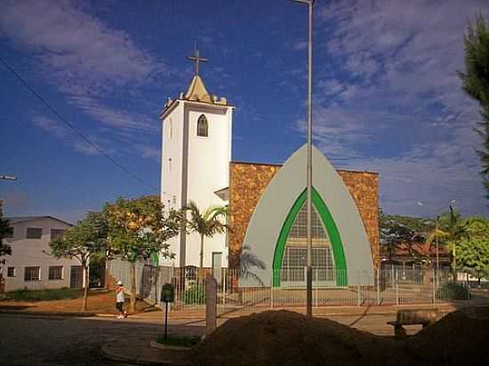 IGREJA DE SO SEBASTIO-FOTO:ANDR LUS VIEIRA  - SO SEBASTIO DA VITRIA - MG