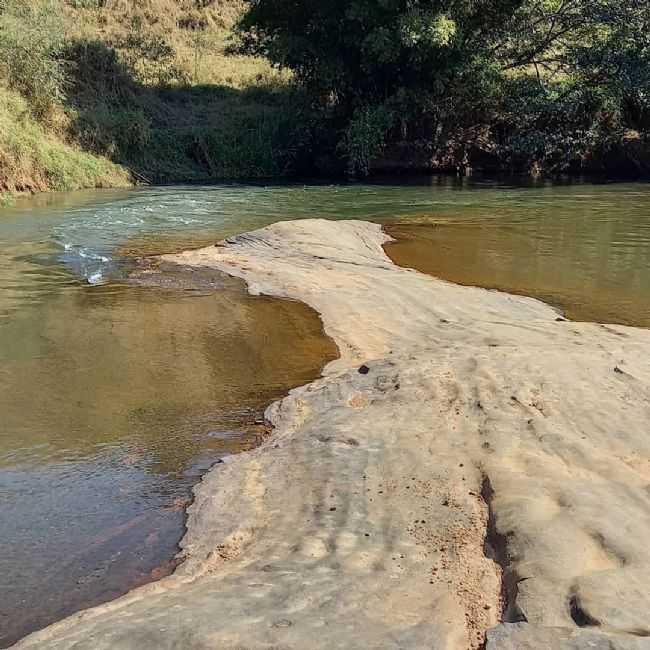 POR ALEXSON - SO SEBASTIO DO RIO PRETO - MG