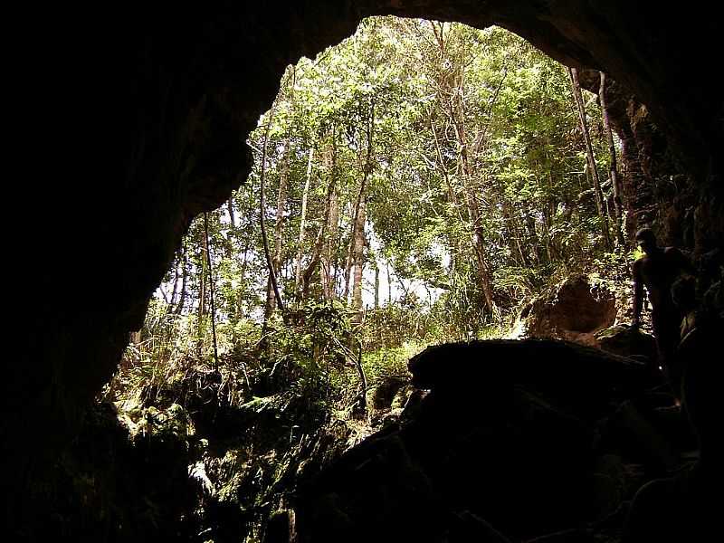 SO THOM DAS LETRAS-MG-ENTRADA DA GRUTA DE SOBRADINHO-FOTO:DETOG - SO THOM DAS LETRAS - MG