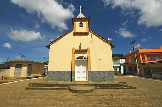 IGREJA DE SO JOO-FOTO:SGTRANGEL - SAPUCAIA - MG