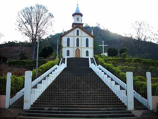 IGREJA DE SAPUCAIA DE GUANHES-FOTO:NGELO ALVES CORRA - SAPUCAIA DE GUANHES - MG