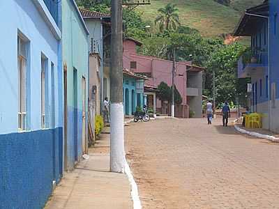 FOTO:ELIENE LIDIA - SENHORA DO CARMO - MG