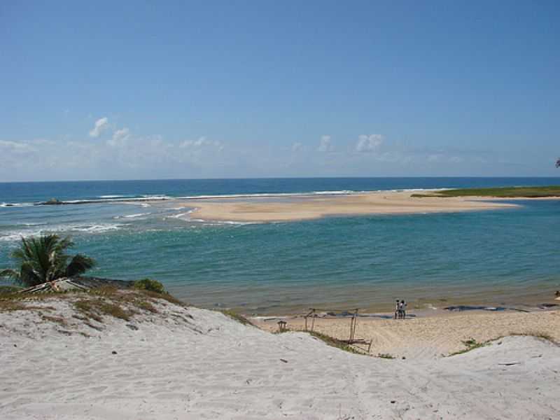 BARRA DO JACUIPE-BA-BANCO DE AREIA-FOTO:JULY - BARRA DO JACUPE - BA