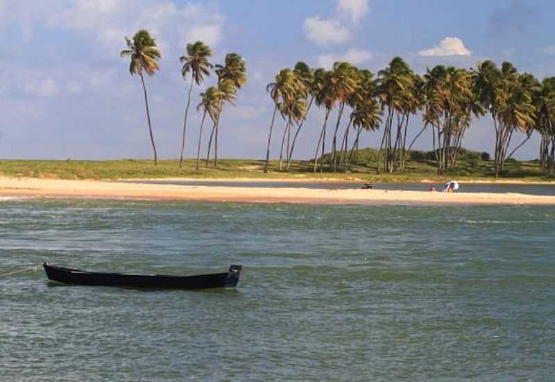 BARRA DO JACUIPE-BA-O RIO E O MAR-FOTO:CREGIONAL.COM.BR - BARRA DO JACUPE - BA