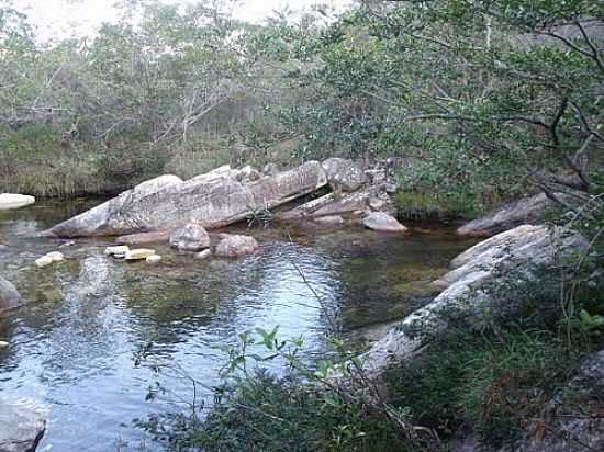 AUDE SERRA NOVA-FOTO:AIRTON CAMPOS - SERRA NOVA - MG