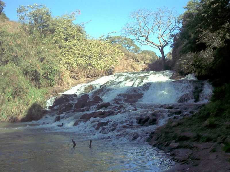 SERRANIA-MG-CACHOEIRA DA MATA-FOTO:VINICIUSCOSTA  - SERRANIA - MG