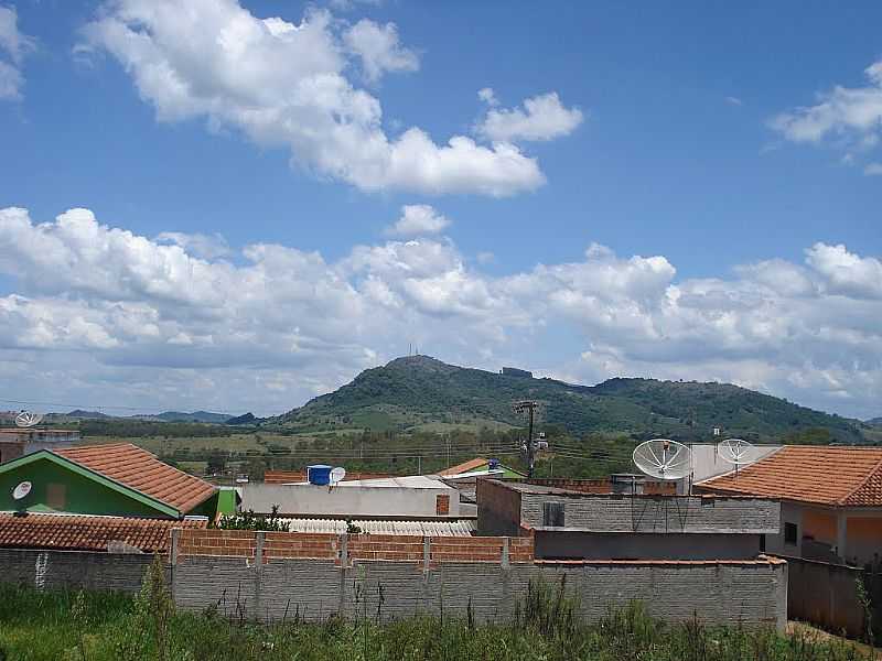 SERRANIA-MG-VISTA PARCIAL DA CIDADE-FOTO:VAGNER SANSAO - SERRANIA - MG