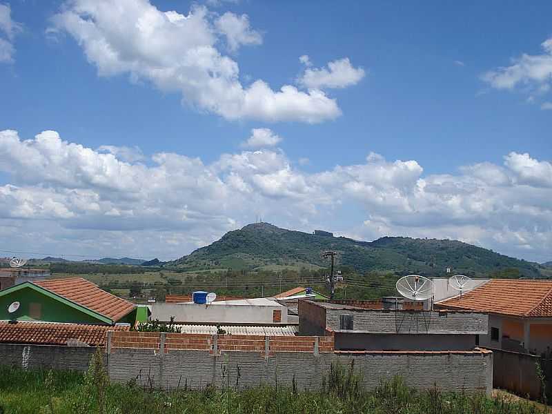 SERRANIA-MG-VISTA PARCIAL DA CIDADE-FOTO:VAGNER SANSAO - SERRANIA - MG