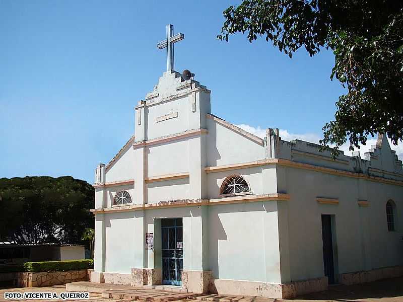 SERRANPOLIS DE MINAS-MG-MATRIZ DE N.SRA.DA CONCEIO-FOTO:VICENTE A. QUEIROZ - SERRANPOLIS DE MINAS - MG