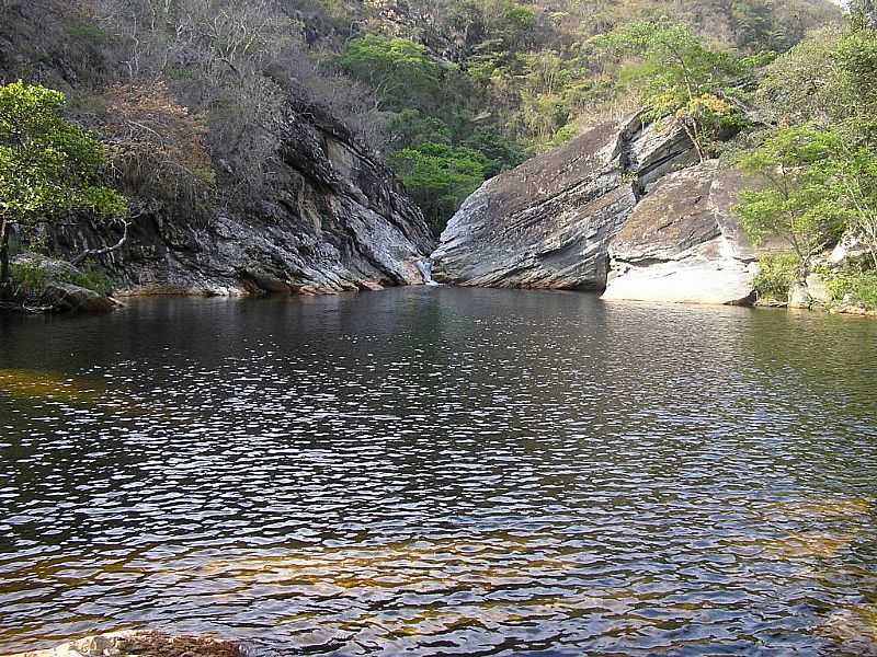 SERRANPOLIS DE MINAS-MG-QUEDAS DGUA NO TALHADO-FOTO:JADSON DOS SANTOS GONALVES - SERRANPOLIS DE MINAS - MG