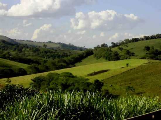 SERRANOS-MG, POR ISMENIA BASTOS - SERRANOS - MG