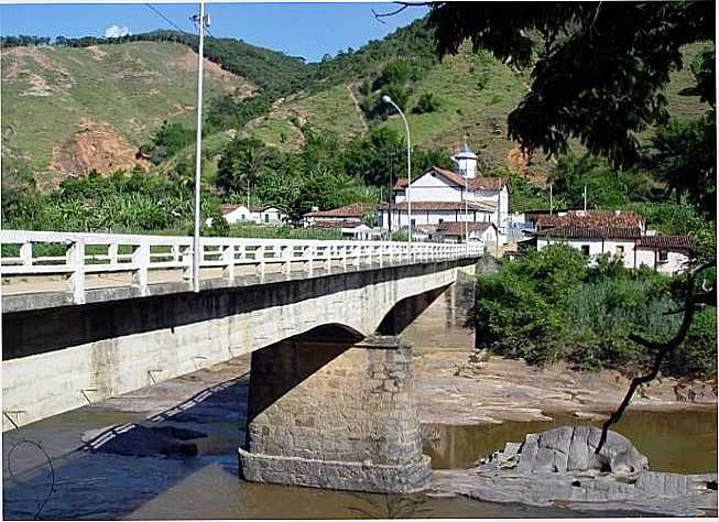 POR MARIA A. ALEVES - SETE CACHOEIRAS - MG