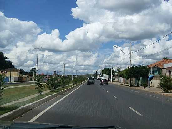 SETE LAGOAS-MG-AVENIDA PRINCIPAL-FOTO:JAIRO NUNES FERREIRA - SETE LAGOAS - MG