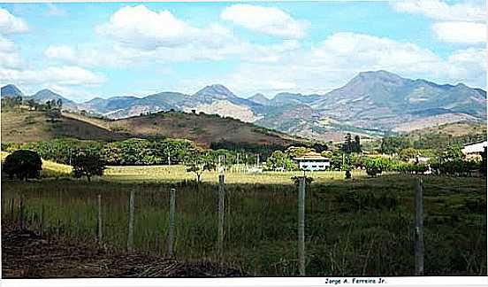 MONTANHAS E PARTE DA CIDADE DE SOBRAL PINTO-FOTO:JORGE A. FERREIRA JR - SOBRAL PINTO - MG