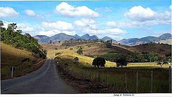 VISTA DA RODOVIA MG-850 EM SOBRAL PINTO-FOTO:JORGE A. FERREIRA JR - SOBRAL PINTO - MG