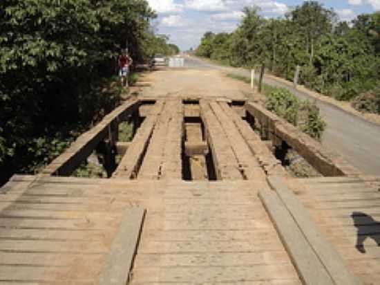 PONTE SOBRE O RIO ANDIR,BR 364-FOTO:PAULO ROBERTO WITOSL - BUJARI - AC