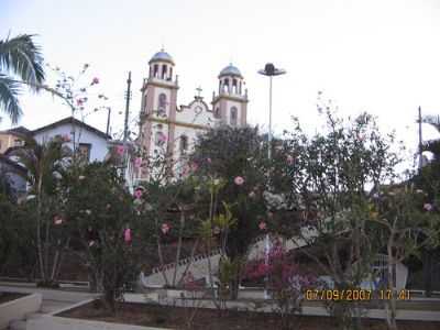 PRAA E IGREJA, POR VALTEMIRJOS DE SOUZA - TABUO - MG