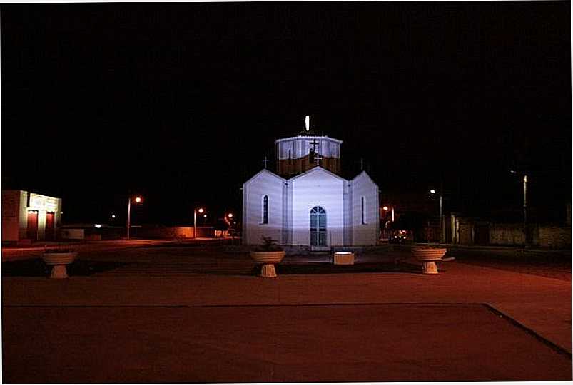 TAIOBEIRAS-MG-VISTA NOTURNA DO SANTURIO DE N.SRA.DE FTIMA-FOTO:ROGERTAIO - TAIOBEIRAS - MG