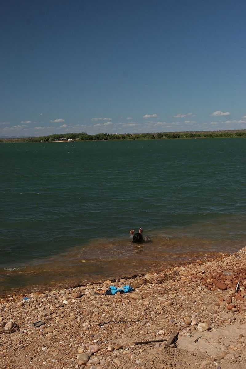 BARRA DO TARRACHIL-BA-RIO SO FRANCISCO-FOTO:CHARLES NORTHRUP - BARRA DO TARRACHIL - BA