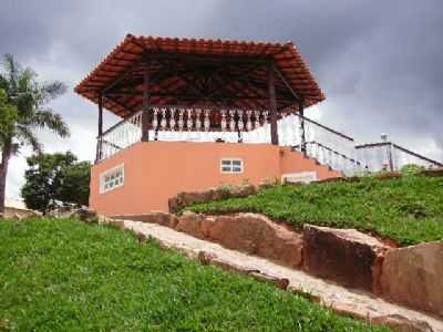 PRAA CORONEL JOS DE MELO, POR NEIDE - TAQUARAU DE MINAS - MG