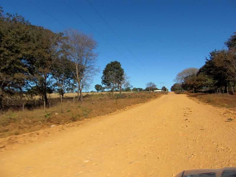 TEJUCO-MG-CHEGANDO EM TEJUCO-FOTO:RMULO HENOK - TEJUCO - MG
