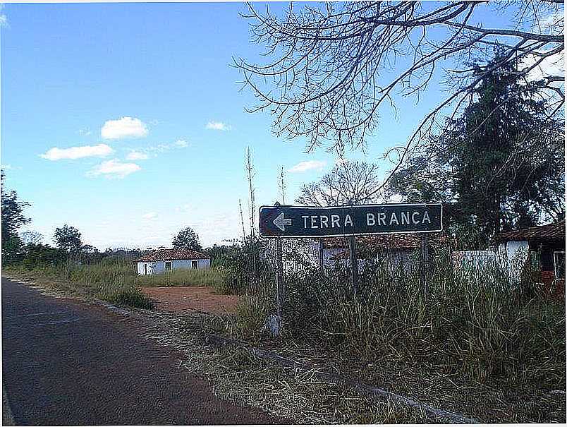 IMAGENS DA LOCALIDADE DE TERRA BRANCA - MG - TERRA BRANCA - MG