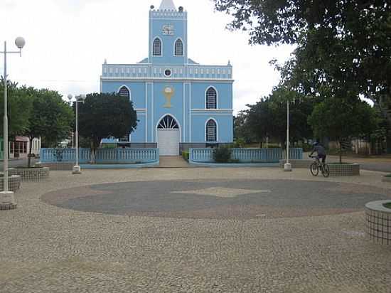 IGREJA-FOTO:DLESTER - KTA  - TUIUTINGA - MG