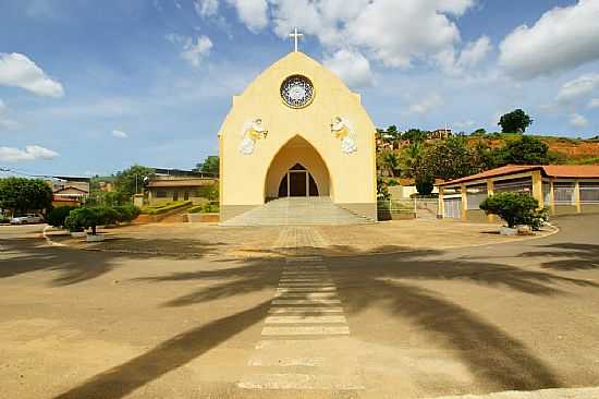 UBAPORANGA-MG-MATRIZ DE SO DOMINGOS DE GUSMO-FOTO:SGTRANGEL  - UBAPORANGA - MG