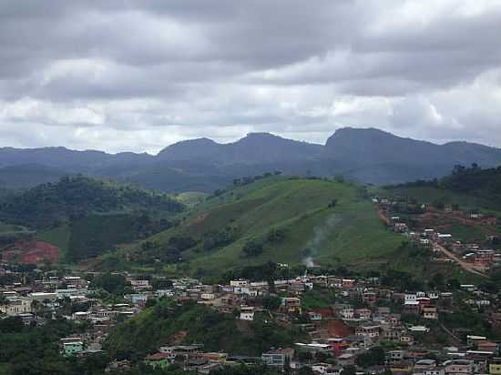 UBAPORANGA-MG-VISTA PARCIAL DA CIDADE-FOTO:GUSTAVO STURZENECKER MOREIRA - UBAPORANGA - MG