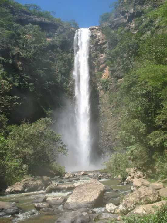 CACHOEIRA DA JIBOIA-FOTO:LORENA DELDUCA HERDIAS - URUANA DE MINAS - MG