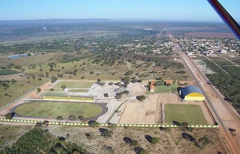 VISTA DA CIDADE DE URUCUIA POR ALBERTO CAVALCANTI  - URUCUIA - MG