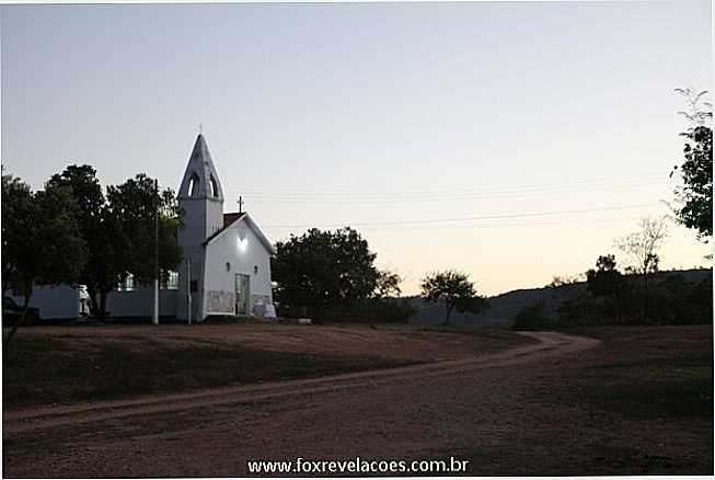 IGREJA DE VALO FUNDO, POR REDELVIM AGUIAR - VALO FUNDO - MG