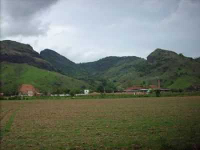 MONTANHAS DOS MACHADOS., POR AROLDO MENDES FIGUEIREDO - VARGEM ALEGRE - MG