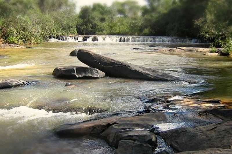 TURISMO FORTE E ATRAENTE COM BONITAS CACHOEIRAS  - VARJO DE MINAS - MG